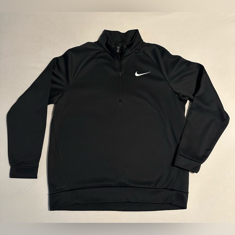 Nike Men’s Quarter Zip Sweatshirt